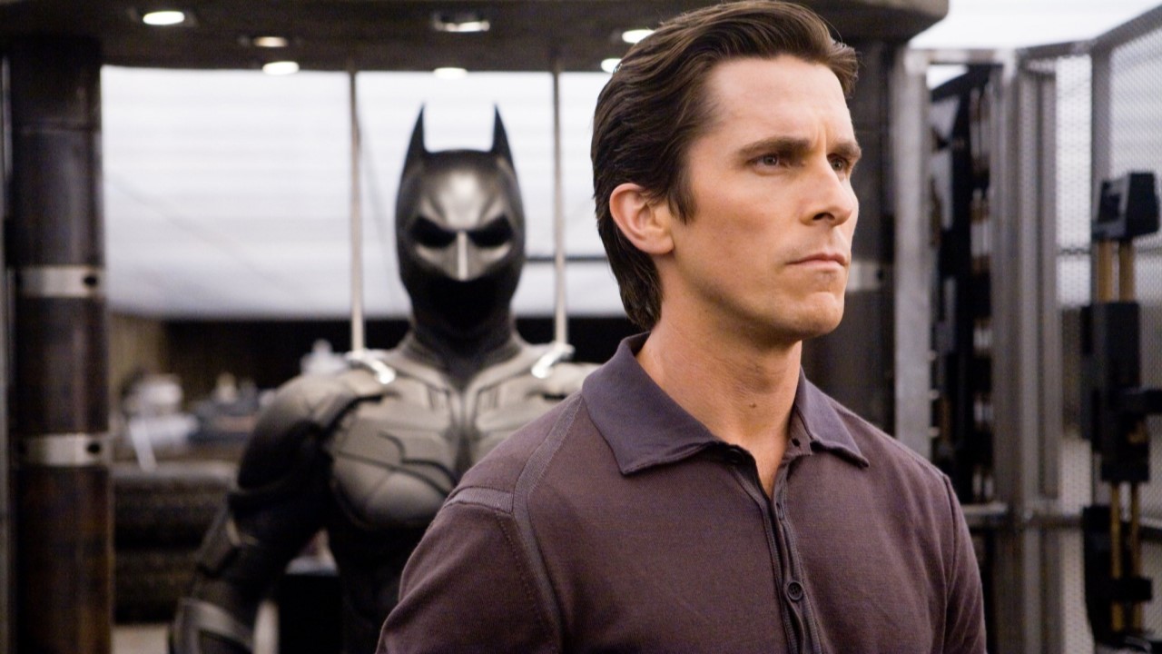 Christian Bale em cena de Batman: Cavaleiro das Trevas