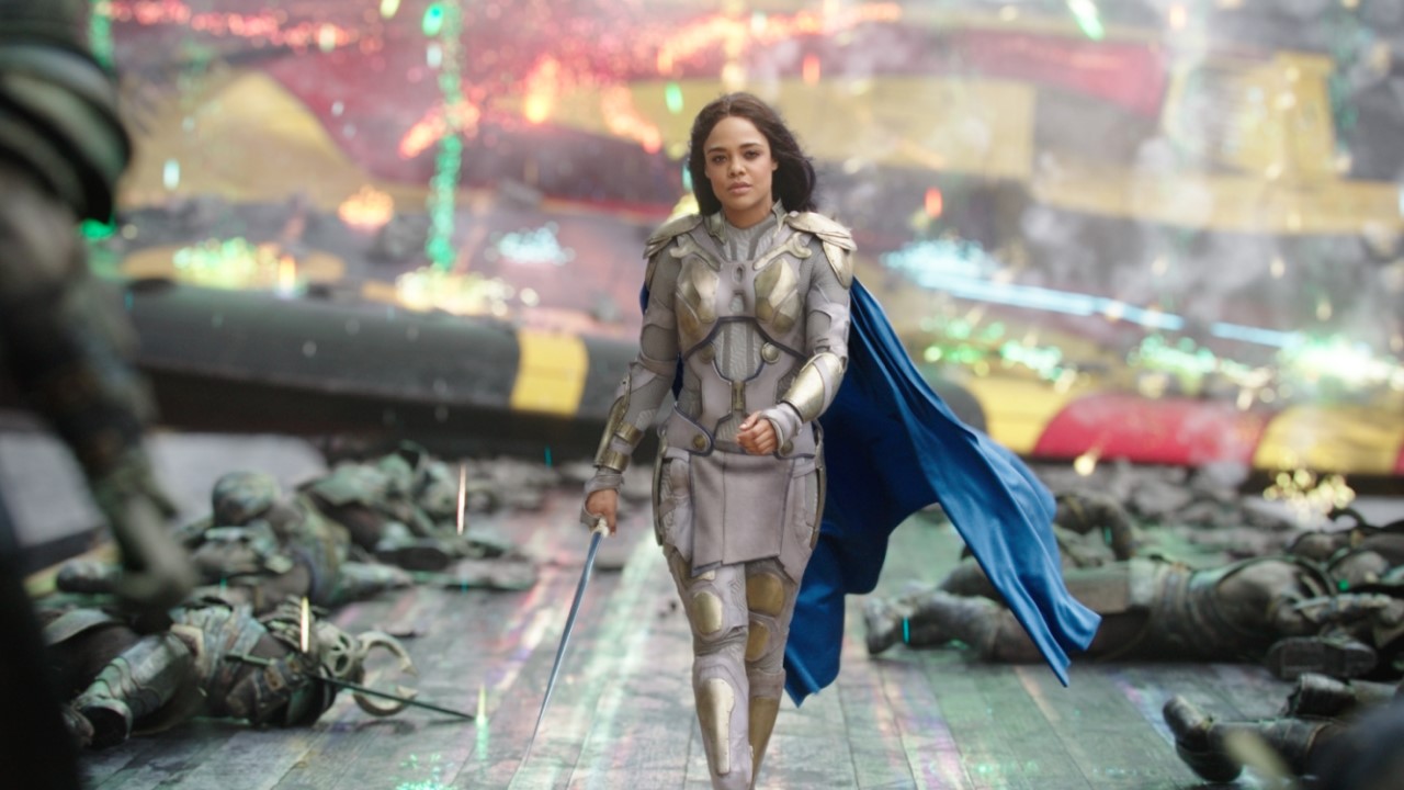 Tessa Thompson em cena de Thor - Ragnarok