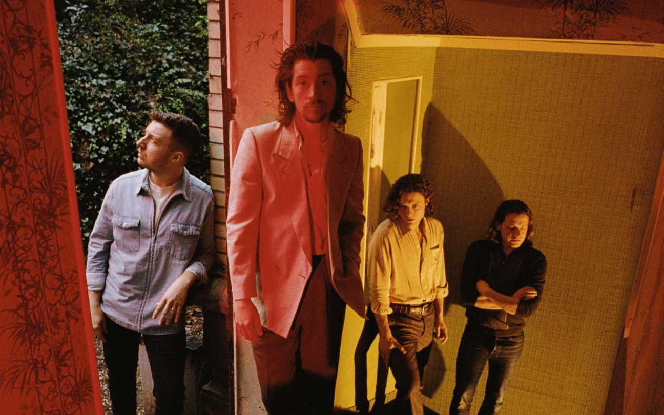 Arctic Monkeys fará turnê no Brasil, além da apresentação no Primavera Sound