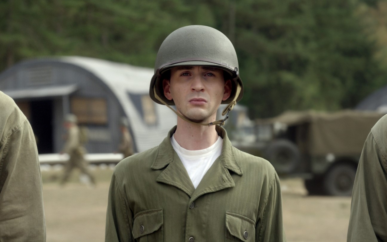 Chris Evans em cena de Capitão América: O Primeiro Vingador