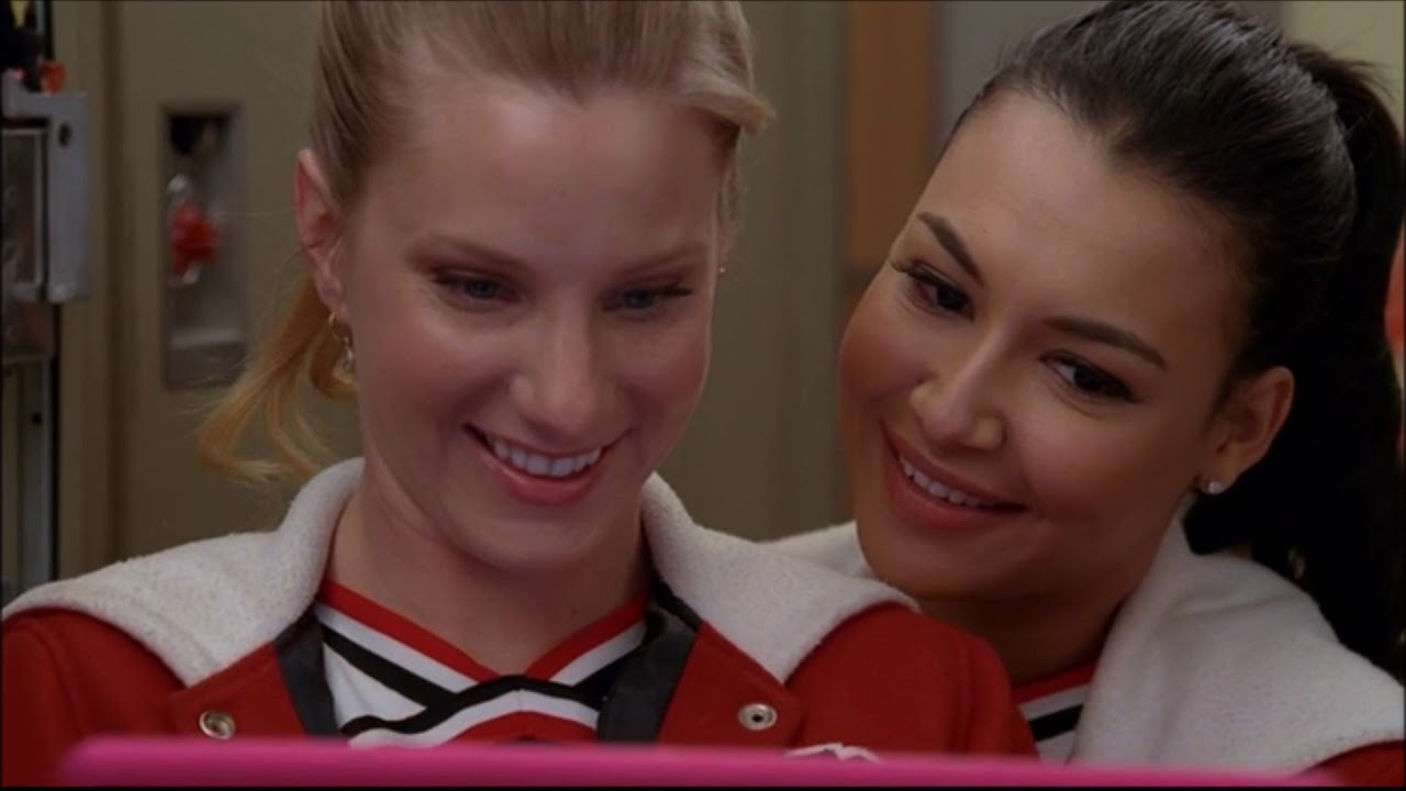 Cena do episódio Hearts, de Glee